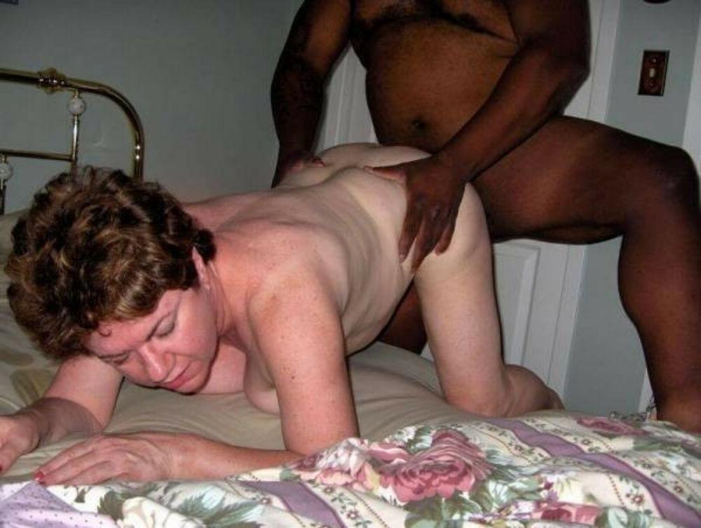 15P White gfs taking black cock picture gallery 23