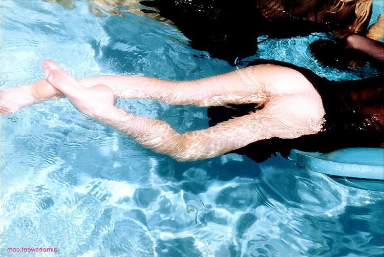20P Aimee Sweet and her girlfriend getting nasty in the pool
