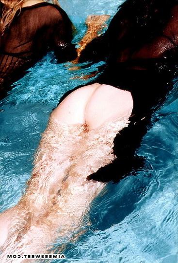 20P Aimee Sweet and her girlfriend getting nasty in the pool