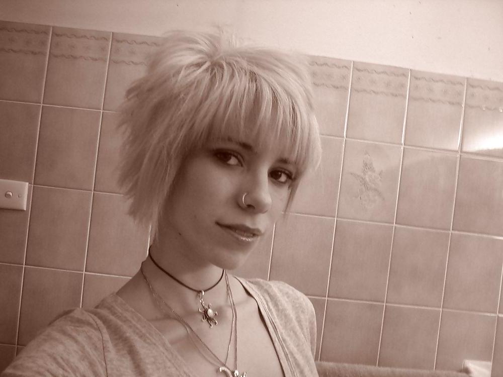 21P Sexy as all fucken hell punk gyrl