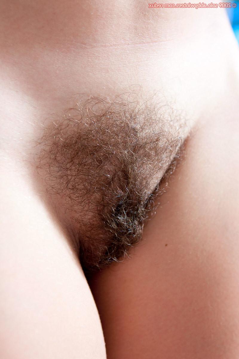 15P Cute amateur teen teasing in her pink panties and showing hairy pussy