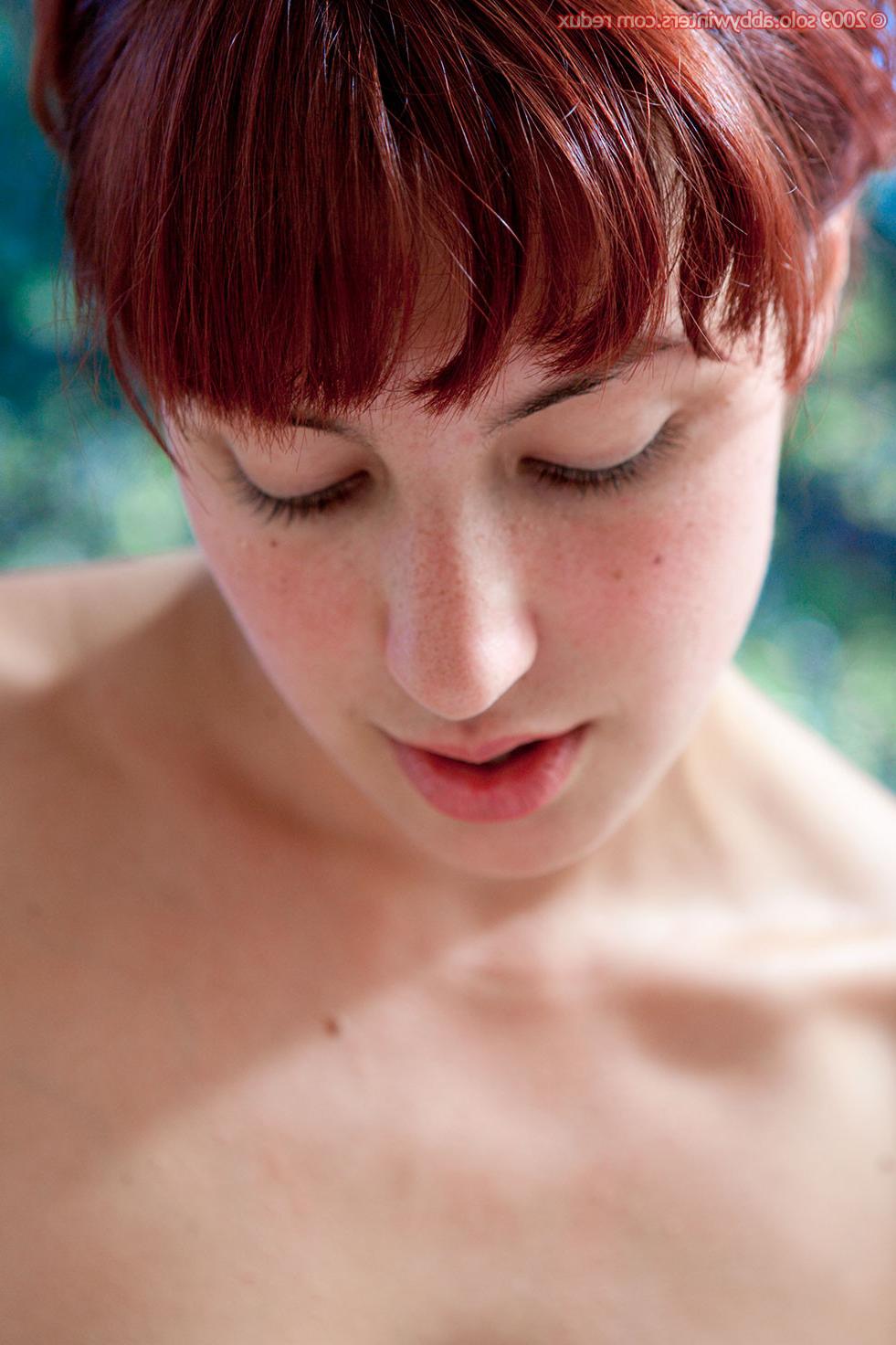 15P Cute redhead aussie amateur toying her pussy