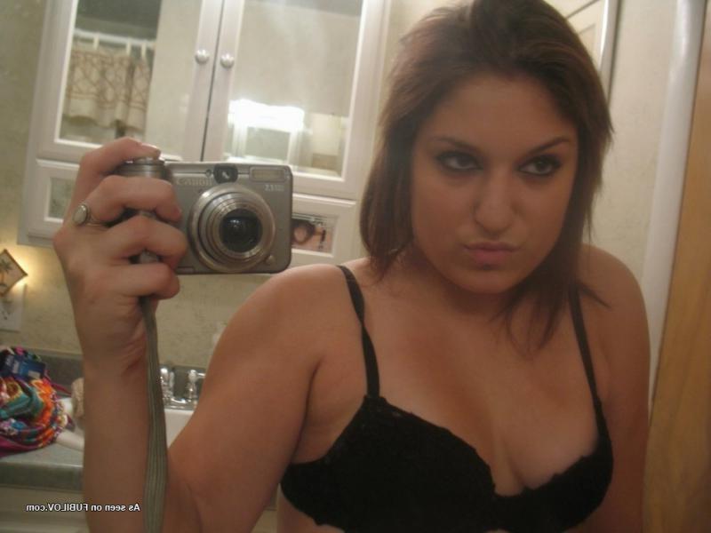 10P Naughty horny wild amateur bitch flashes her nice tits