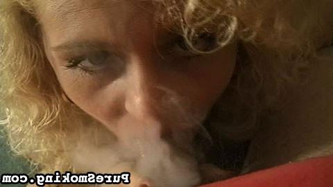 15P Blonde dragginlady gives an incredibly hot blowjob while she sucks down a cigare
