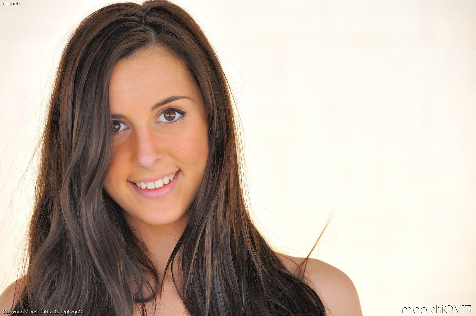 15P Pretty first time girl strips outside in public