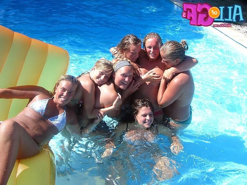 12P Exgirlfriends raunchy bikini party