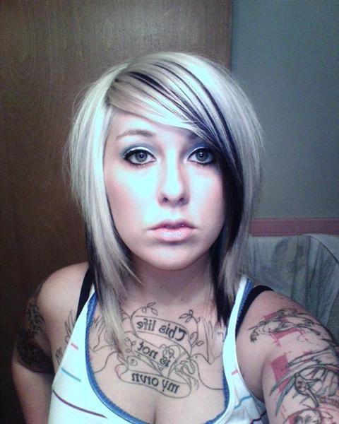 15P Blonde punk chicks self-shooting