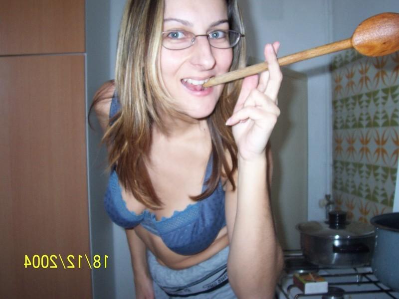 12P Amateur pictures of nasty girlfriends exposing their pretty asses