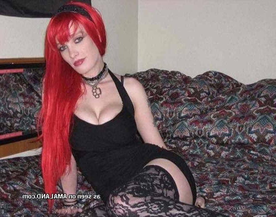 15P Mix of amateur kinky punk girlfriends
