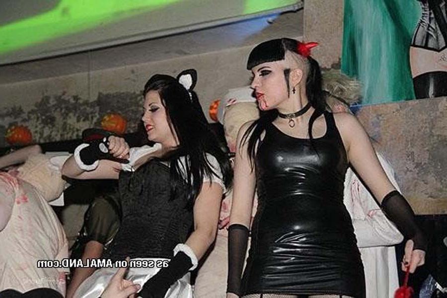15P Mix of amateur kinky punk girlfriends