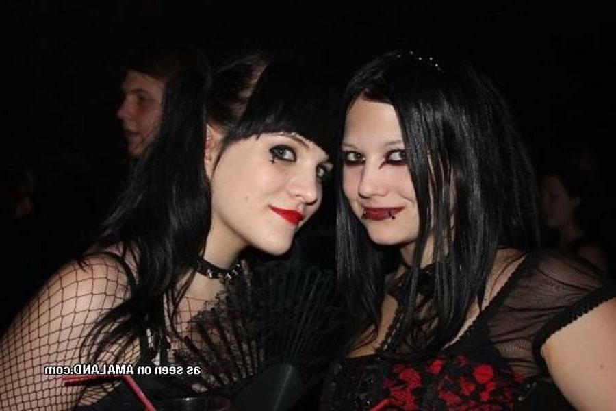 15P Mix of amateur kinky punk girlfriends