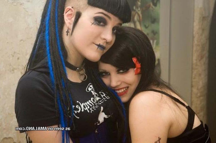 15P Mix of amateur kinky punk girlfriends