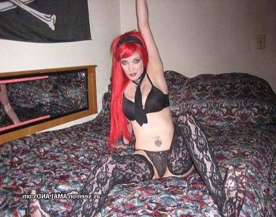 15P Mix of amateur kinky punk girlfriends