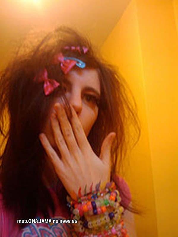 15P Sexy hot amateur punk babes