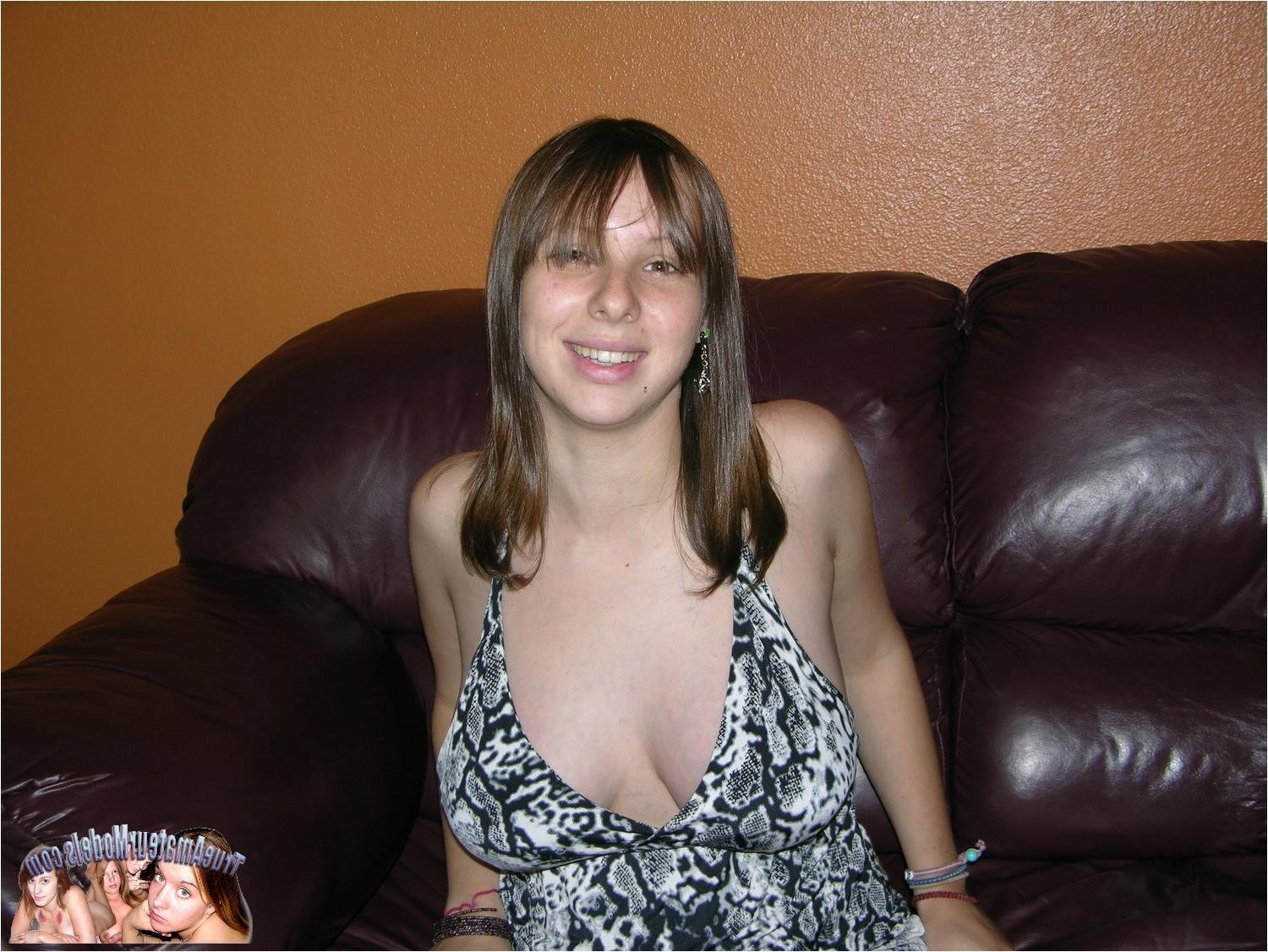 10P Cute Pregnant Amateur Babe Modeling Nude - Zoe Rae