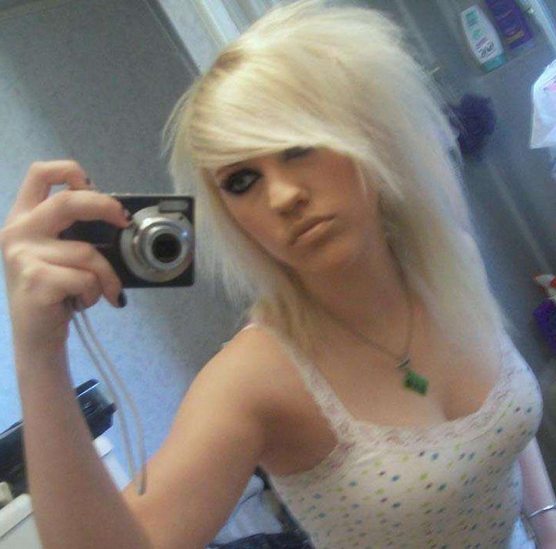 15P Various amateur punk girlfriends