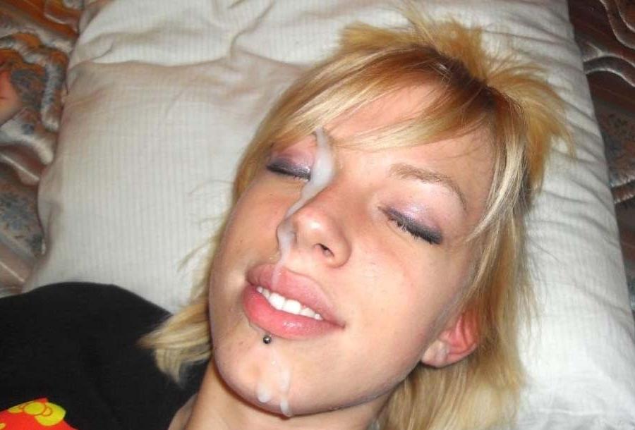 15P Sizzling hot cocksucking punk chick