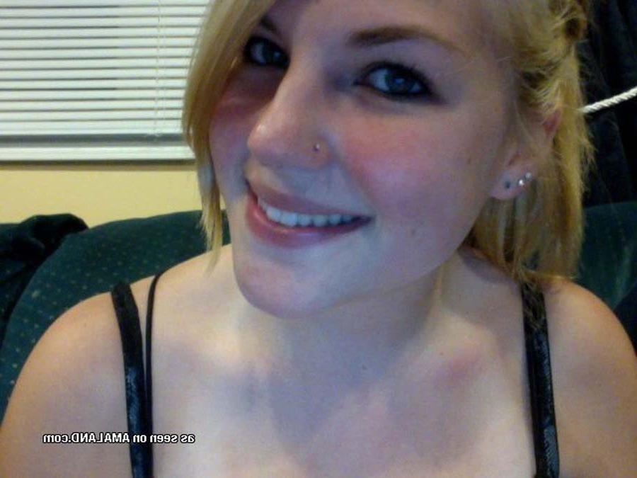 14P Amateur naughty punk sexy honey