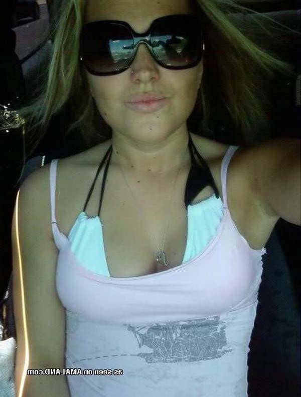 5P Hot selfshooting vain prom queen