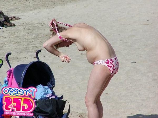 11P Pregnant Amateurs Flashing Bulging Preggo Bellies And Hairy Pussies Extreme Feti