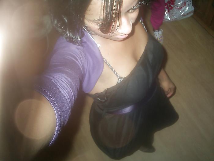 25P Black sexy bitch from facebook. dirty comments please