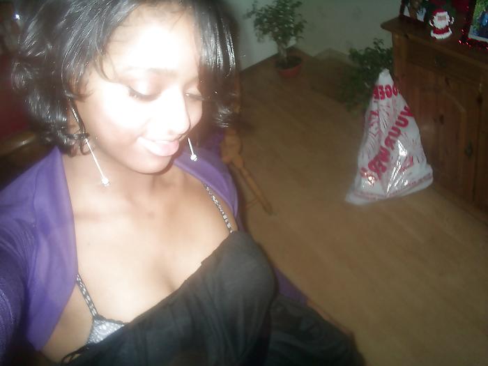 25P Black sexy bitch from facebook. dirty comments please