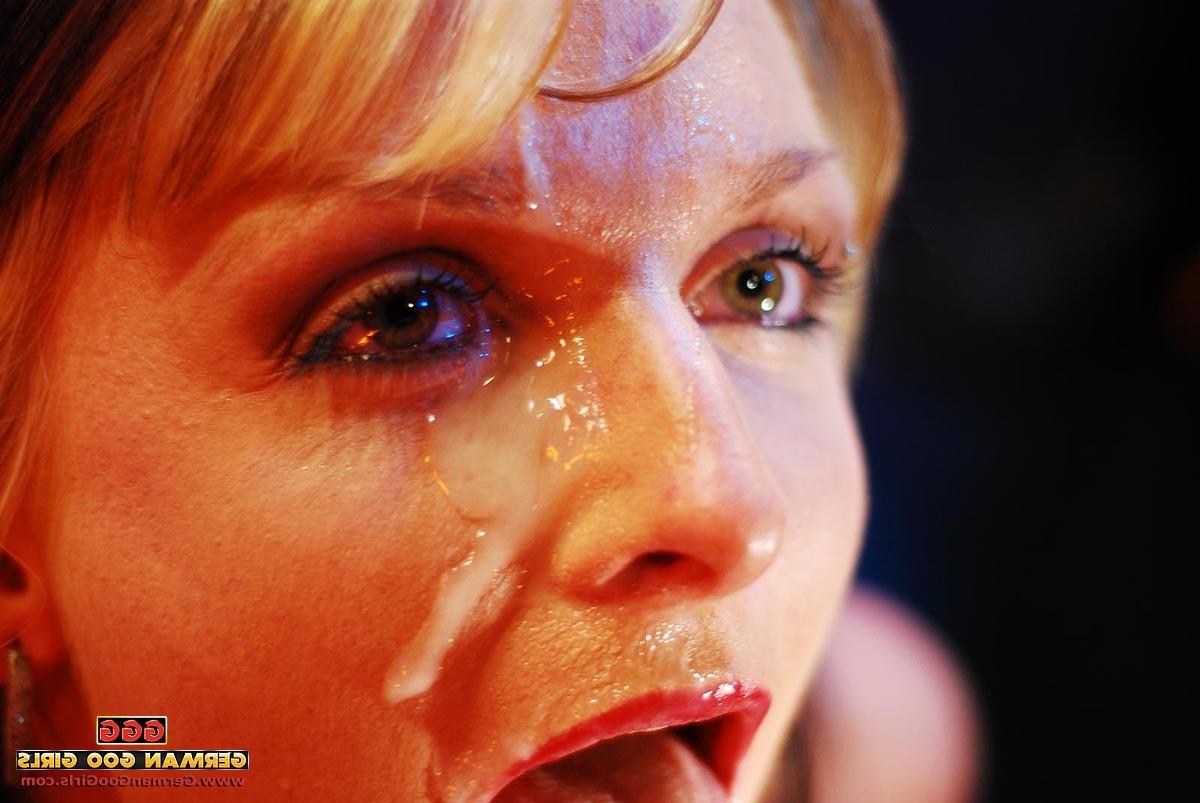 15P hot blonde gets a face full of jizz