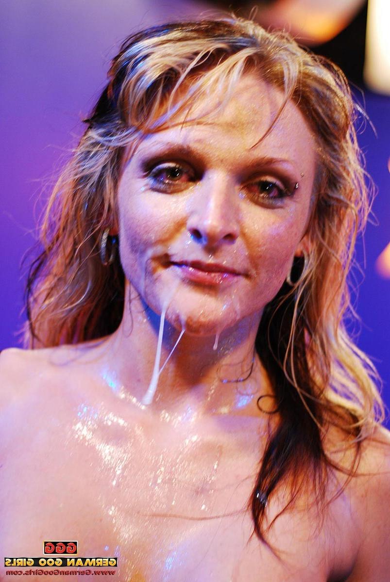 15P hot blonde gets a face full of jizz