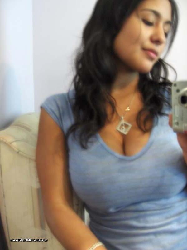 15P Smoking hot Latinas with juicy tits