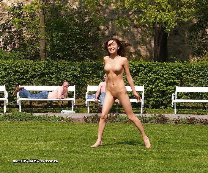 15P Eighteen year old Asian girlfriend takes a naked walk in public