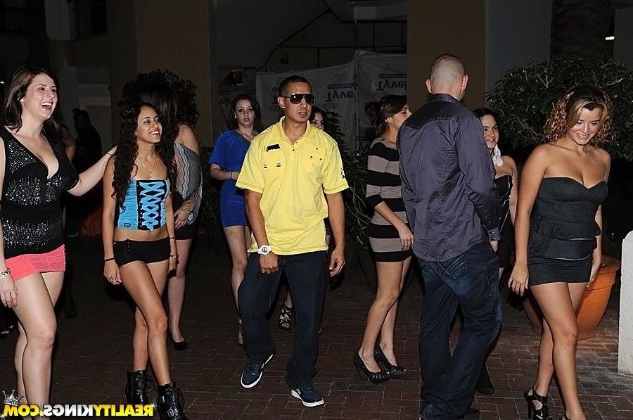 16P Drunk teen sluts flashing and fucking in a club