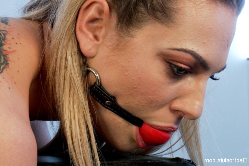 15P Sluts is ideal subject for hot electrosex for Goddess Aiden Star