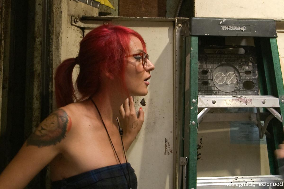 20P Art Student Gangbang in Freight Elevator!