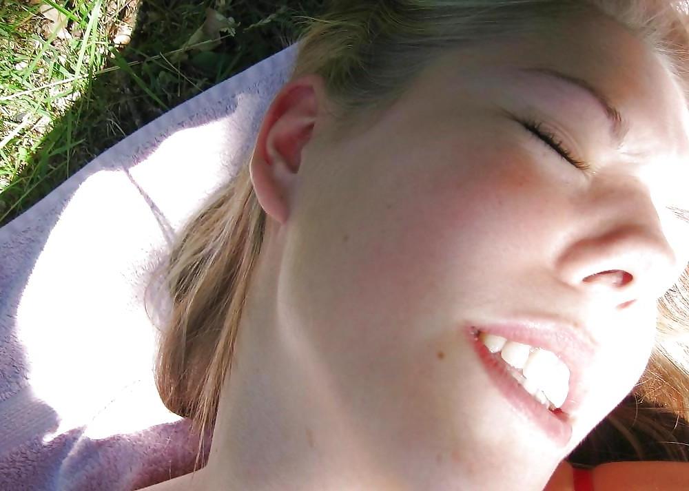 25P LITTLE HORNY COLLEGE BITCH