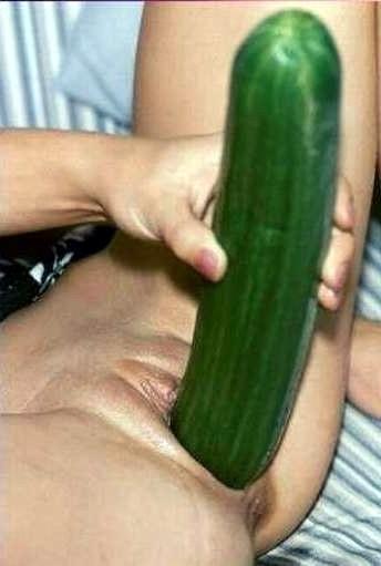 12P Bizarre sex toys
