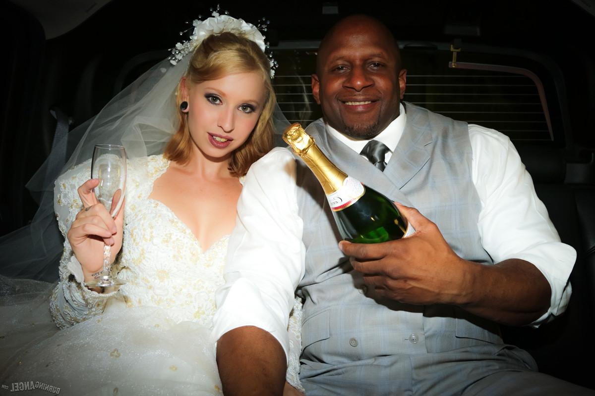 15P Eidyia asspounded by a black dick before her wedding
