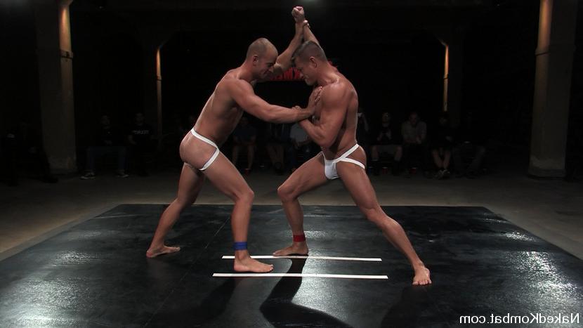 15P Muscled gladiators fight and fuck in front of a live audience