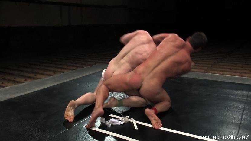15P Two titans battle naked in the mud