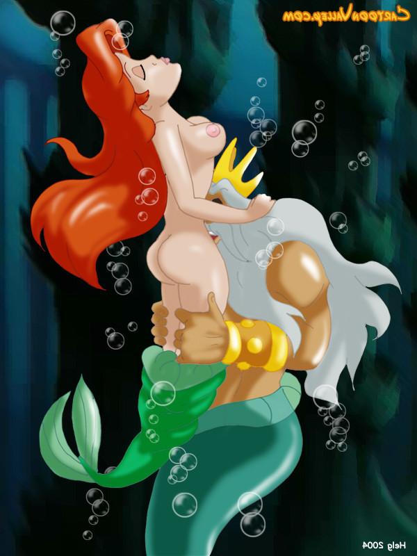 12P Ariel fucks Triton under the sea