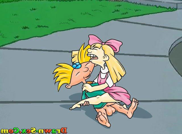 9P Lila blowjobs Arnold and gets loaded with warm jizz 