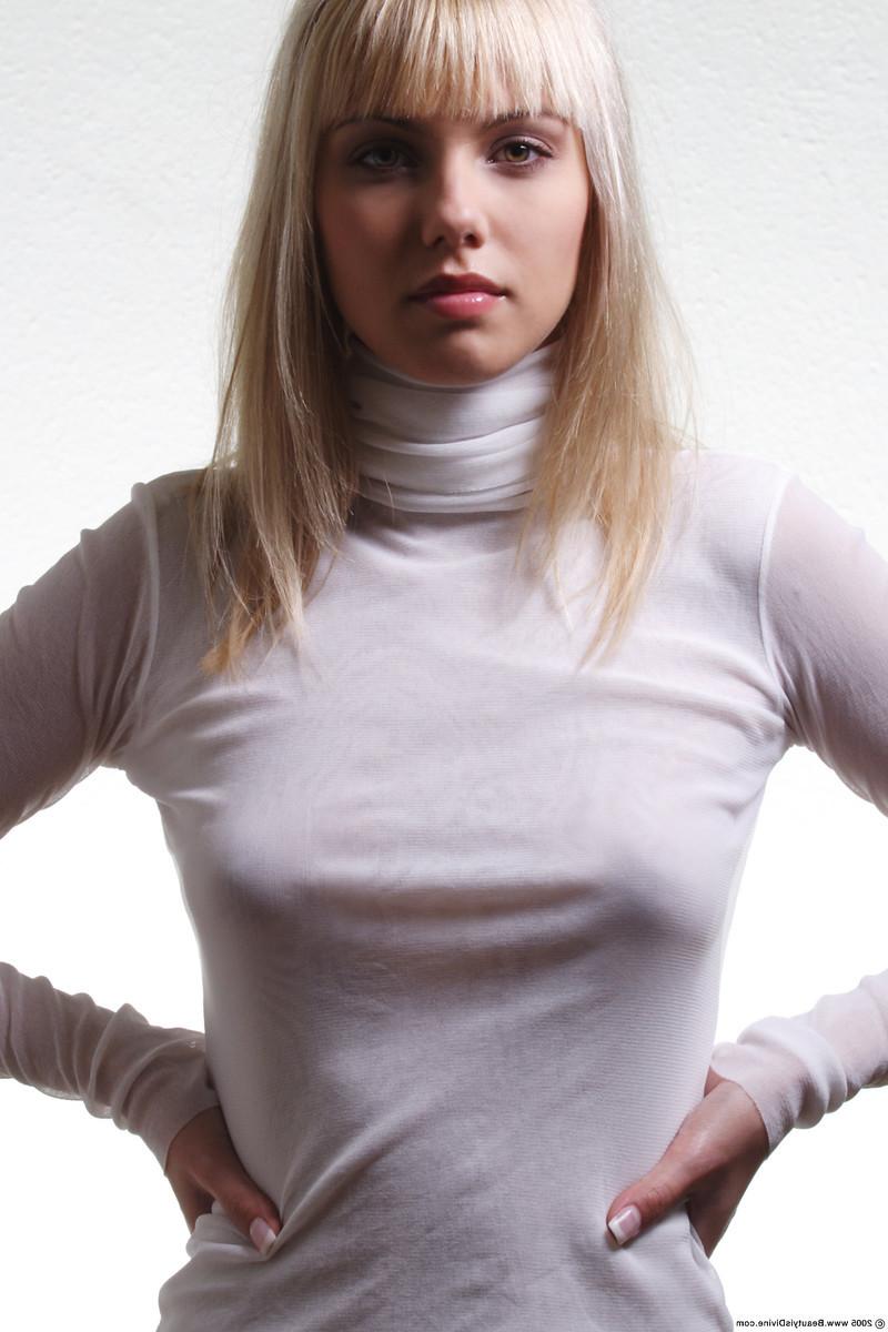 16P Beautiful teen model naked