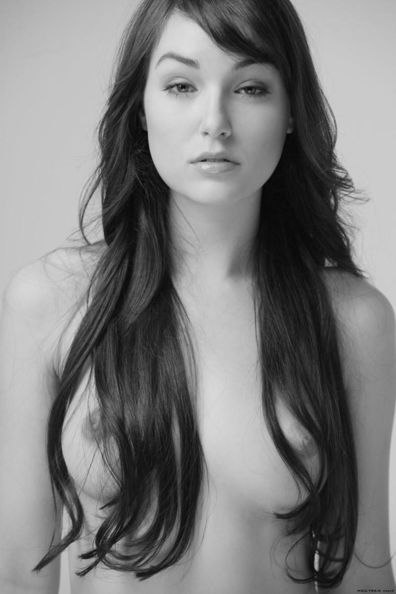 16P Beautiful teen model naked