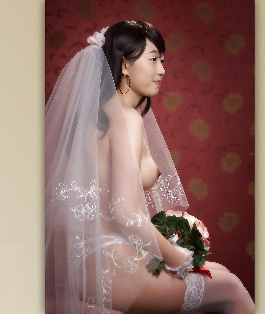 15P hot asian bride in white stockings