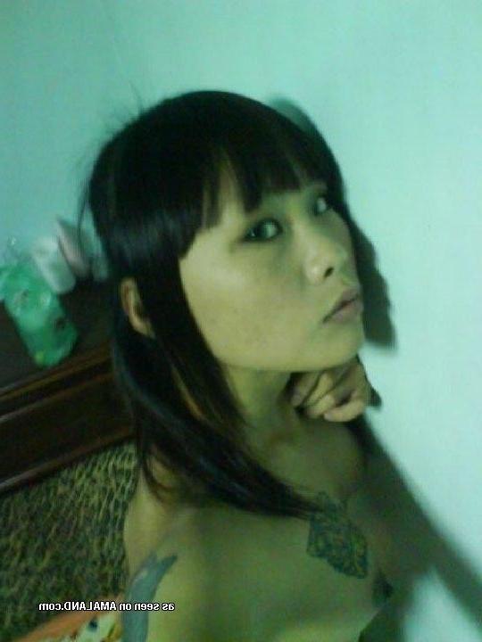 10P Petite Asian chick teasing and self-shooting naked