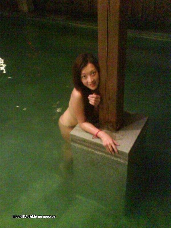 10P Naughty Asian teens go topless at the spa