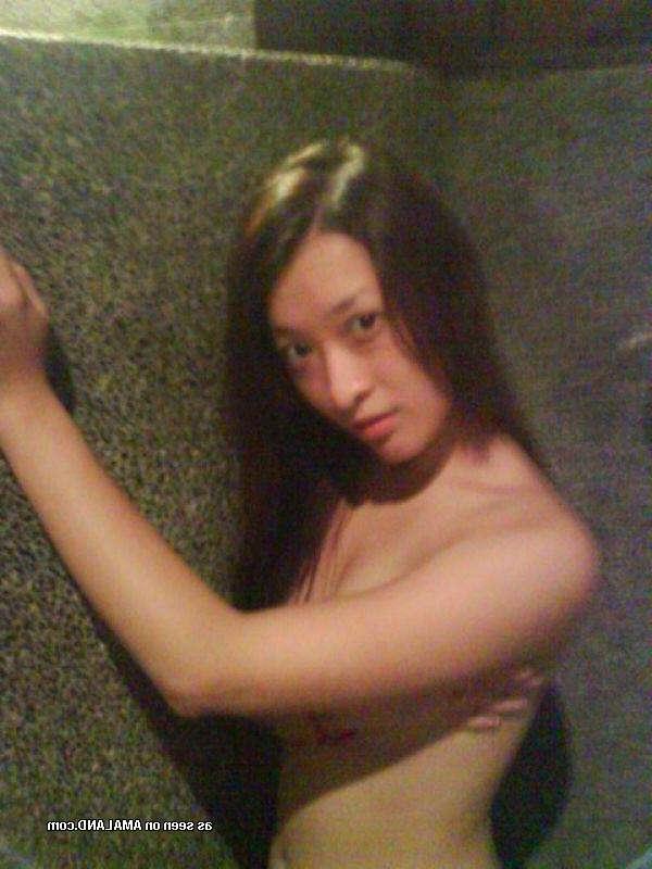 10P Naughty Asian teens go topless at the spa
