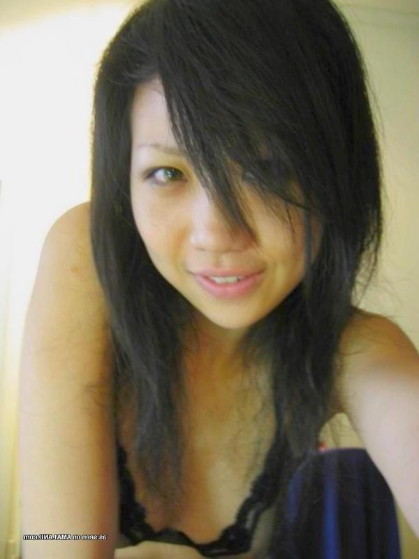 10P Compilation of a naughty Thai honey selfshooting at home