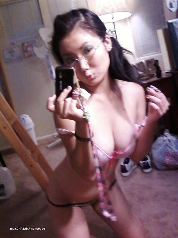 5P Collection of amateur steamy hot naughty Asian bitches