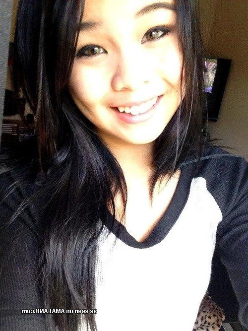 14P Compilation of Asian babes posing for their boyfriends