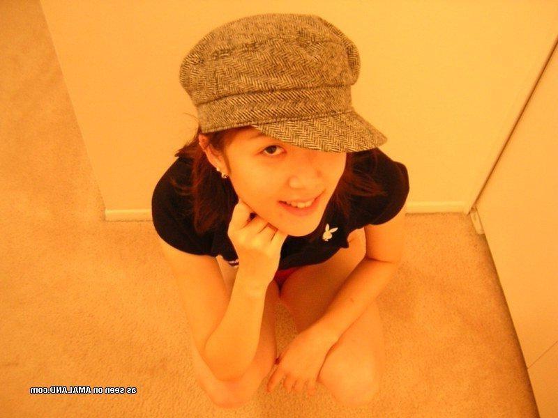 10P Compilation of a Korean cutie in heels and thong panties